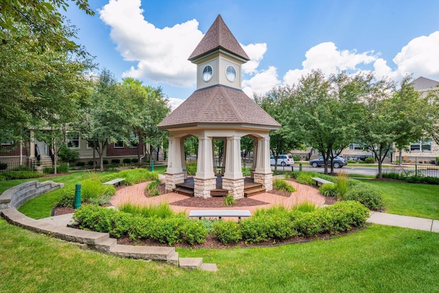 8356 Townsend Dr, Eden Prairie, MN 55344 - surrounding community featuring a gazebo