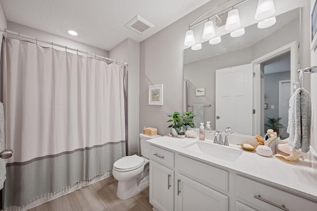 18874 72nd Pl N, Maple Grove, MN 55311 - full bath with vanity, wood finished floors, and curtained shower