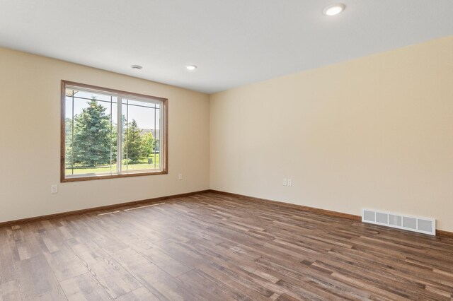 605 Colfax St, Parkers Prairie, MN 56361 - photo 23