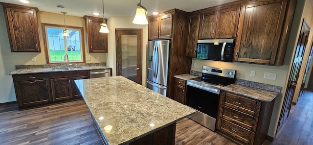 607 Colfax St, Parkers Prairie, MN 56361 - photo 16