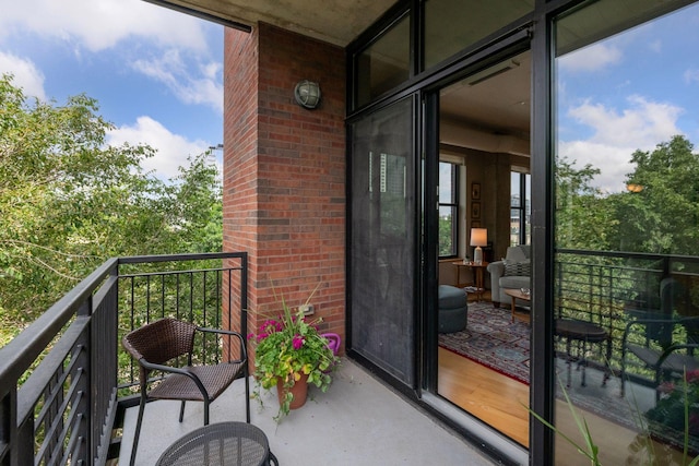 150 2nd St NE Unit B302, Minneapolis, MN 55413 - view of balcony