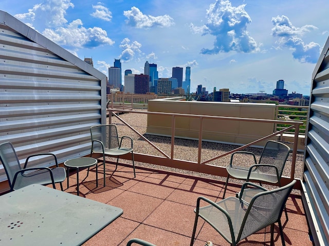 150 2nd St NE Unit B302, Minneapolis, MN 55413 - patio / terrace featuring a skyline view