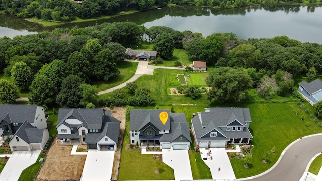 9612 Iron Horse Rd, Woodbury, MN 55129 - aerial view of residential area featuring a large body of water