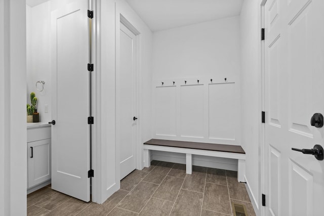 9612 Iron Horse Rd, Woodbury, MN 55129 - view of mudroom