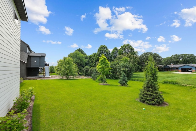 9612 Iron Horse Rd, Woodbury, MN 55129 - view of grassy yard