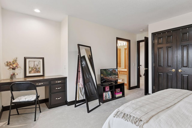 10 Apple Orchard Ct, Dellwood, MN 55110 - bedroom with light carpet, a desk, a closet, recessed lighting, and ensuite bathroom