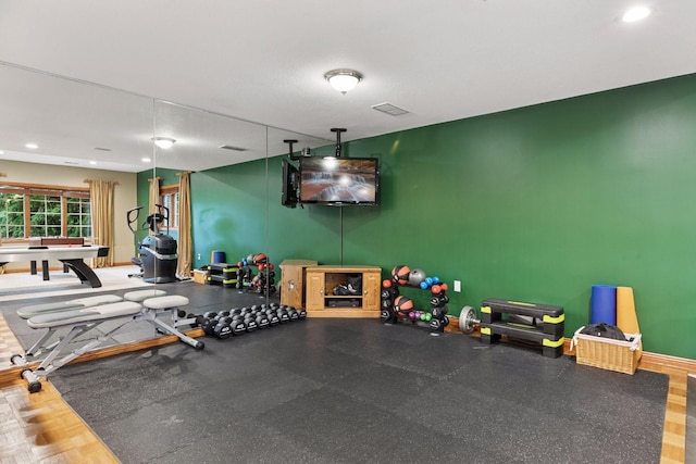 10 Apple Orchard Ct, Dellwood, MN 55110 - workout area featuring pool table and baseboards