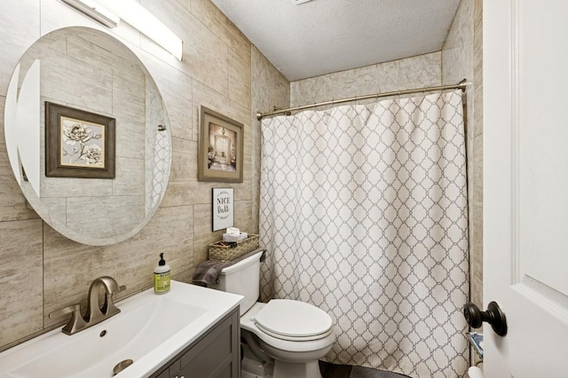 3950 Upper 75th St E, Inver Grove Heights, MN 55076 - bathroom with tile walls, vanity, a textured ceiling, and a shower with shower curtain