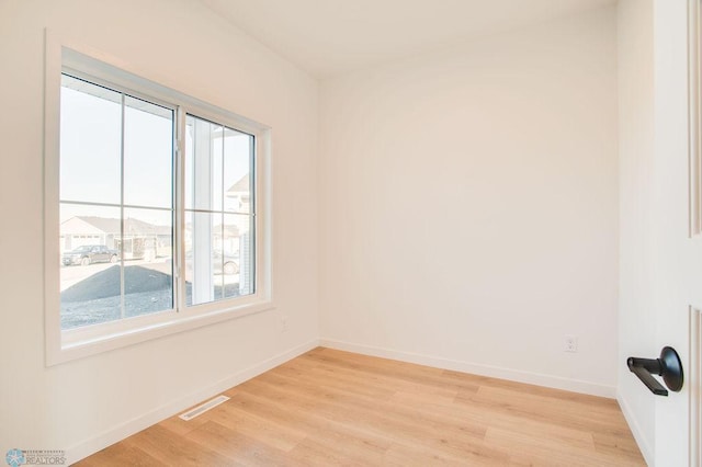 419 Reese Way, Mapleton, ND 58059 - unfurnished room featuring light wood-type flooring and baseboards