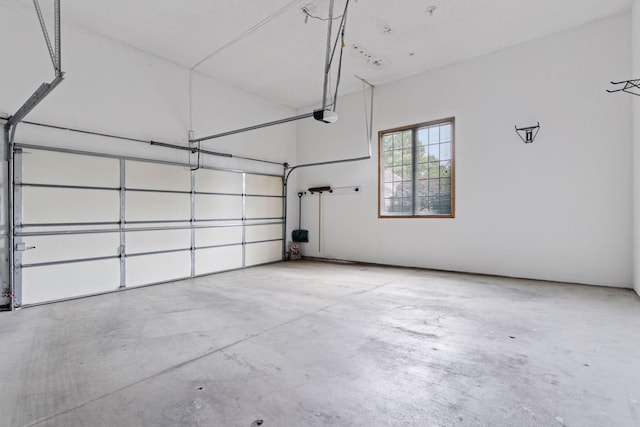 343 Waycliffe Dr N, Wayzata, MN 55391 - garage with a garage door opener