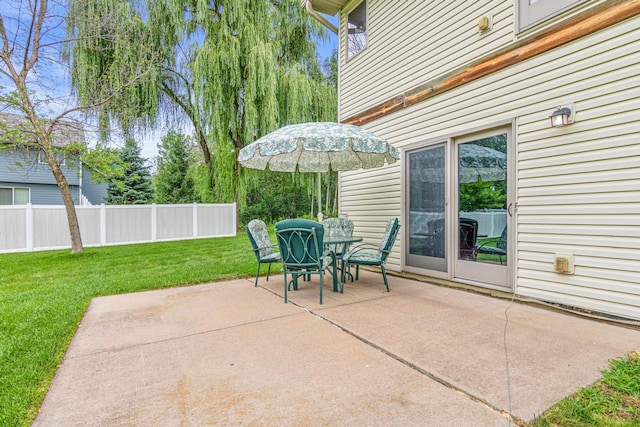 22027 Ethan Ave, Forest Lake, MN 55025 - view of patio / terrace with outdoor dining space