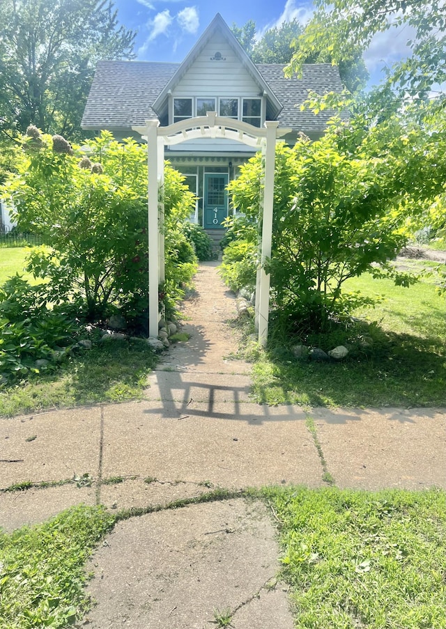 410 10th St SW, Willmar, MN 56201 - exterior space