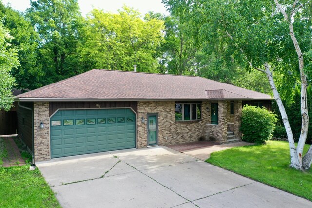 905 Johanna Ave, Willmar, MN 56201 - photo 32
