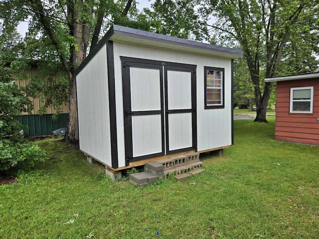 607 Riverside Ave, Park Rapids, MN 56470 - view of shed