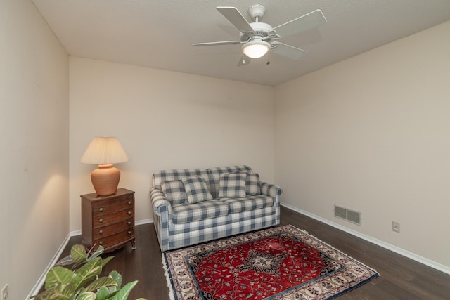 1163 Edgcumbe Rd Unit 1163, Saint Paul, MN 55105 - living area featuring wood finished floors and a ceiling fan