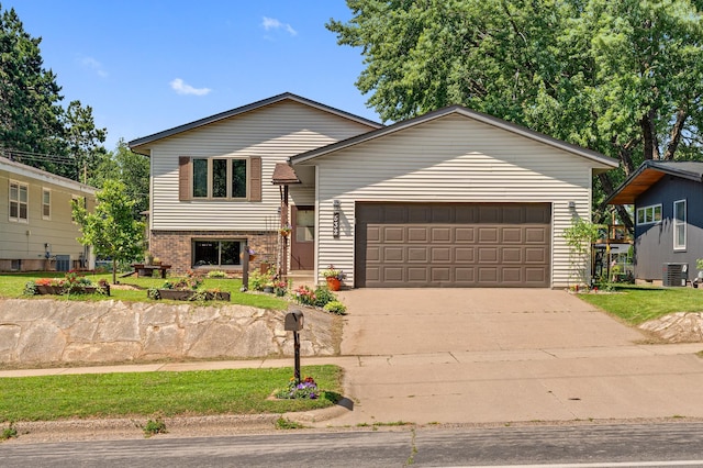 532 7th St, La Crescent, MN 55947 - photo 1