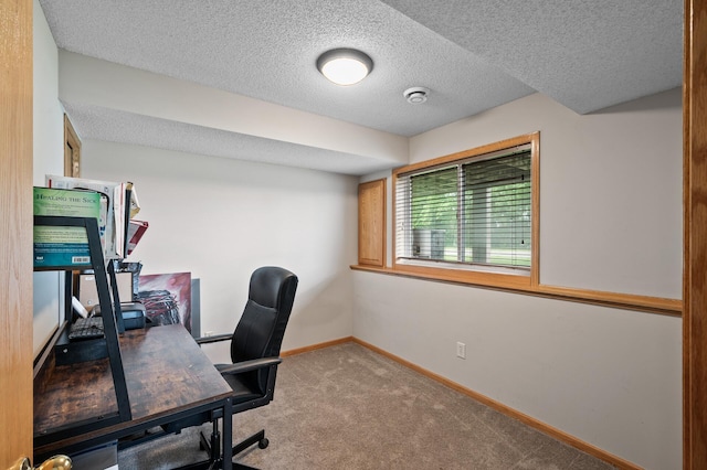 20060 Heritage Dr, Lakeville, MN 55044 - carpeted office space with a textured ceiling