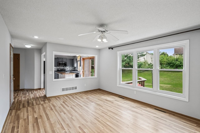 3121 Copper Oaks Trl, Woodbury, MN 55125 - photo 5
