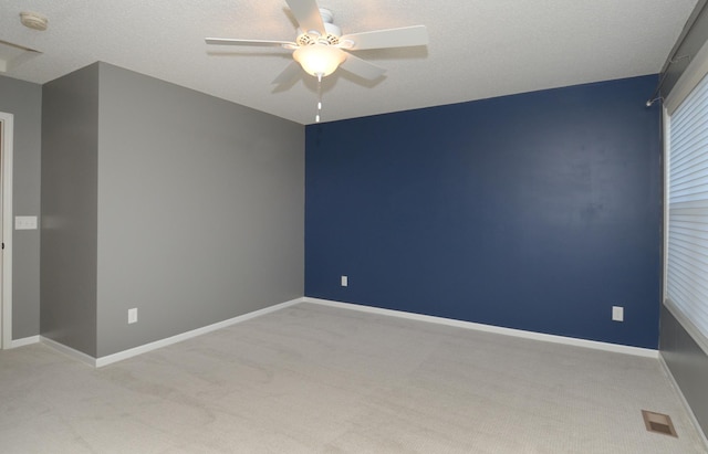 8397 Norwood Ln N, Maple Grove, MN 55311 - unfurnished room featuring ceiling fan, carpet flooring, and a smoke detector
