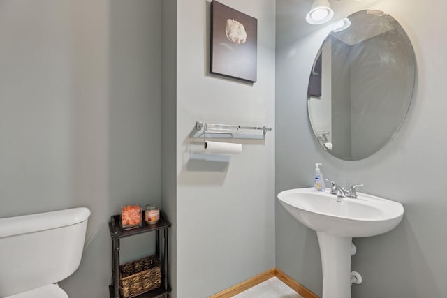 7308 Unity Ln N, Brooklyn Park, MN 55443 - bathroom with toilet