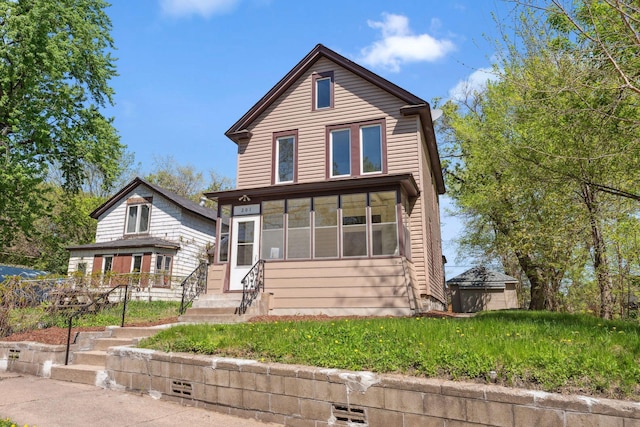 201 Genesee St, Saint Paul, MN 55117 - view of front of house featuring entry steps