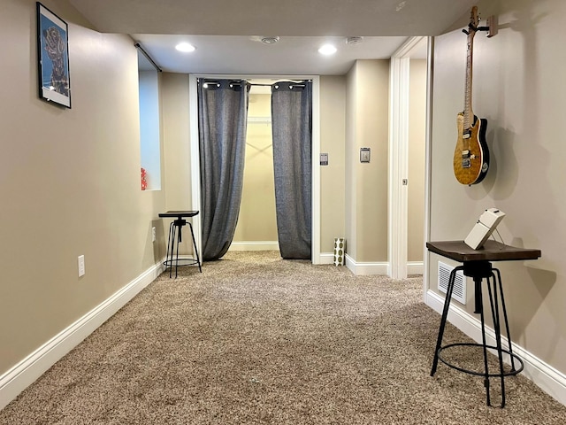 8412 4th Ave S, Bloomington, MN 55420 - spare room featuring carpet, a smoke detector, and recessed lighting