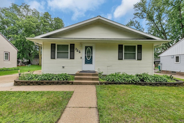 722 4th St, Litchfield, MN 55355 - photo 1