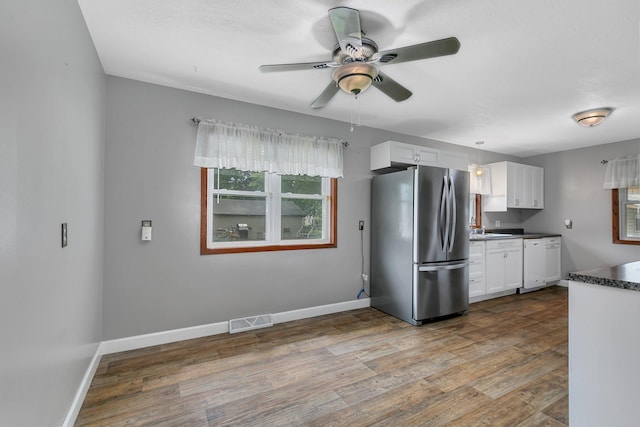 722 4th St, Litchfield, MN 55355 - photo 5