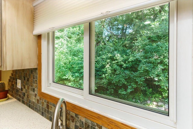8335 Bush Lake Rd, Bloomington, MN 55438 - kitchen view