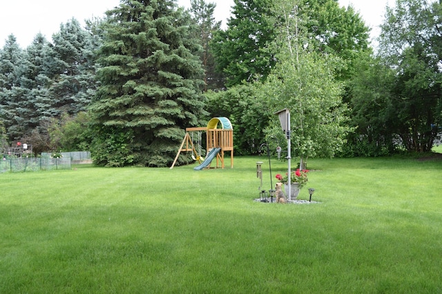 12115 50th Ave N, Plymouth, MN 55442 - view of yard featuring a playground