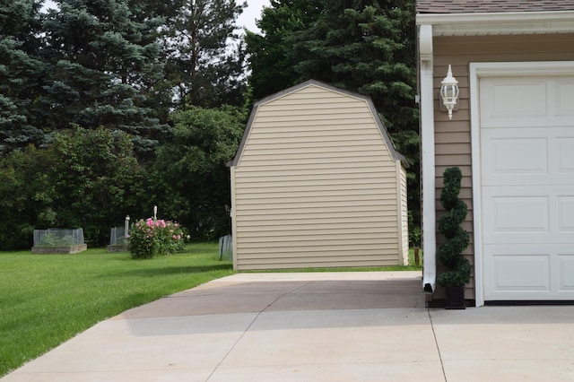 12115 50th Ave N, Plymouth, MN 55442 - view of garage