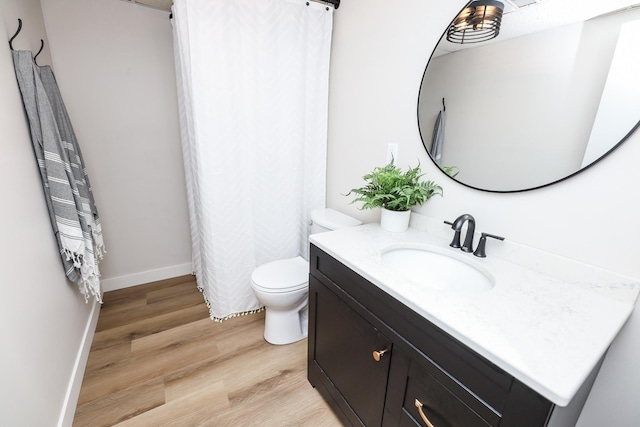 7719 Canary Rd SW, Alexandria, MN 56308 - full bath featuring vanity and wood finished floors