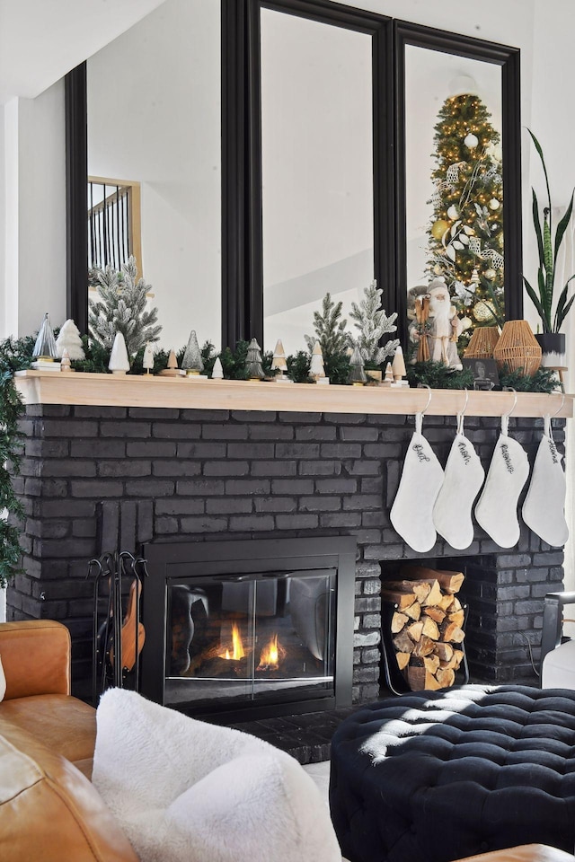 1611 Hill Ridge Ter, Minnetonka, MN 55305 - detailed view of a fireplace