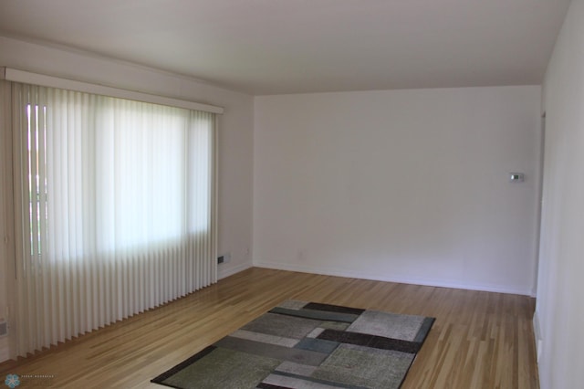 509 24th Ave N, Fargo, ND 58102 - spare room featuring light wood-style flooring