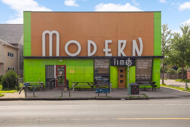 3609 Elliot Ave, Minneapolis, MN 55407 - view of commercial property