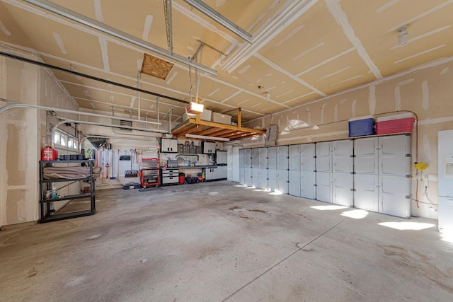 1904 Rock Ridge Ln, Saint Peter, MN 56082 - garage with a garage door opener