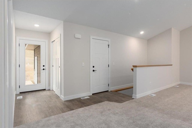 S1546 Shawnee Dr Unit B, Alma, WI 54610 - foyer featuring carpet floors and recessed lighting