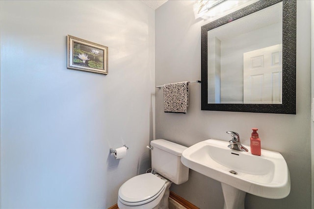 4363 Victor Path Unit 7, Hugo, MN 55038 - bathroom with toilet and a sink