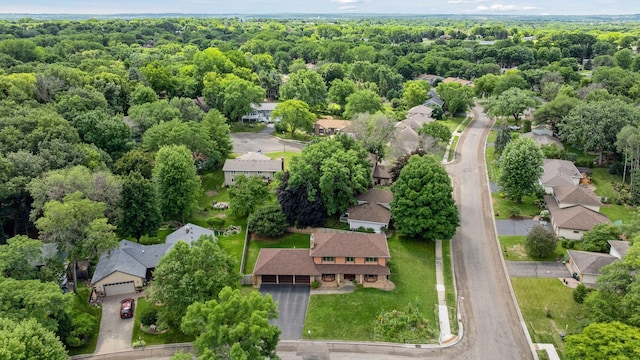 9079 Hyland Creek Cir, Bloomington, MN 55437 - photo 46