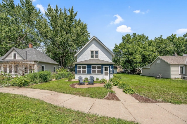 619 4th Ave E, Shakopee, MN 55379 - view of front of property with a front yard