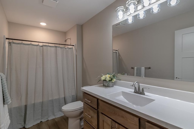 2216 Lake Ave, New Ulm, MN 56073 - full bath with vanity and wood finished floors