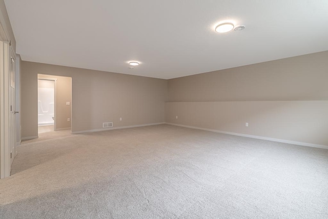 2216 Lake Ave, New Ulm, MN 56073 - spare room with light colored carpet