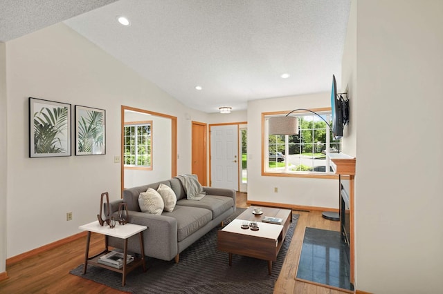 9925 Tamarack Cv, Woodbury, MN 55125 - photo 4