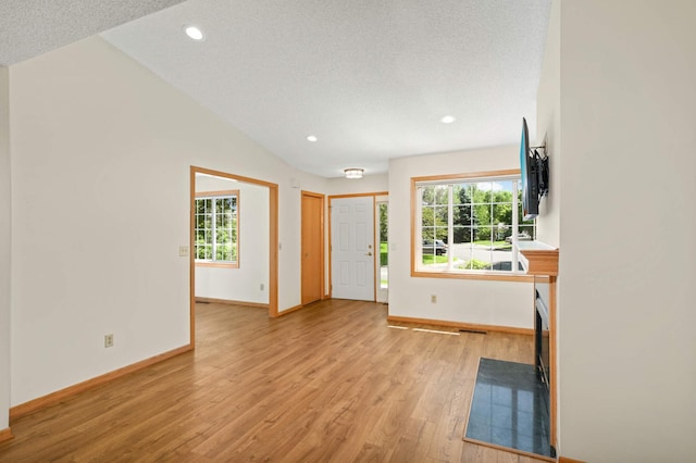 9925 Tamarack Cv, Woodbury, MN 55125 - photo 7