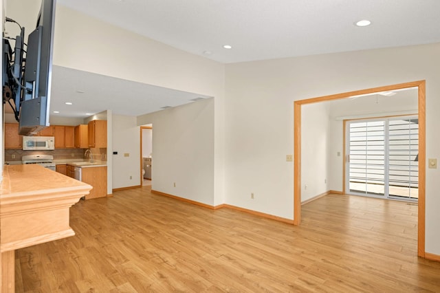 9925 Tamarack Cv, Woodbury, MN 55125 - photo 8