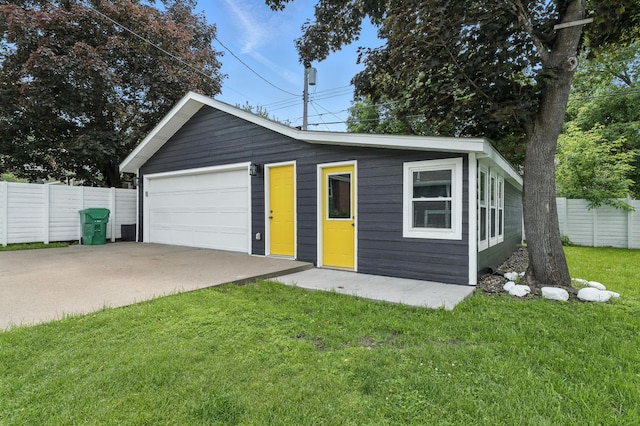 2638 Florida Ave S, Saint Louis Park, MN 55426 - view of front of home featuring a garage