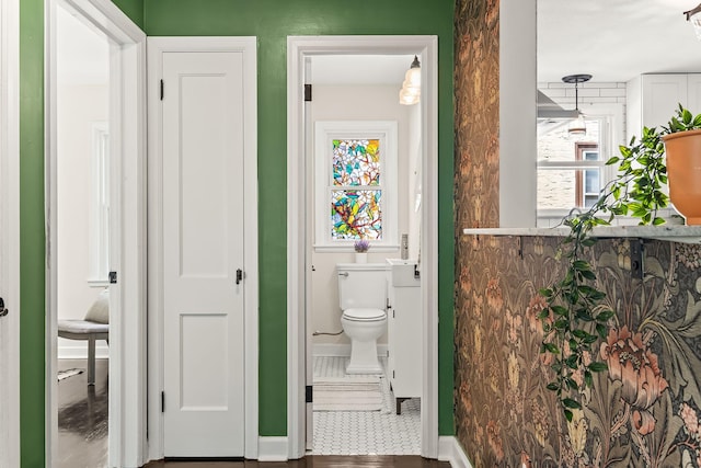 3615 33rd Ave S, Minneapolis, MN 55406 - bathroom with toilet and baseboards