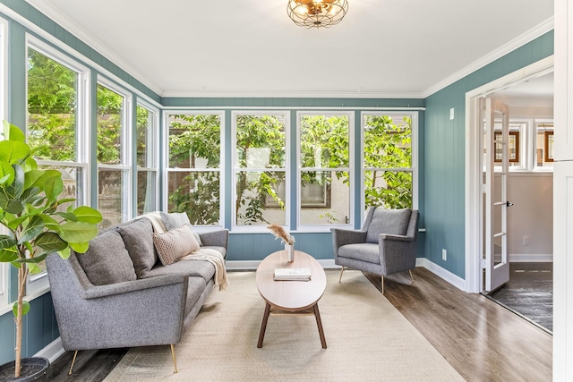 3615 33rd Ave S, Minneapolis, MN 55406 - sunroom / solarium with wood finished floors and crown molding