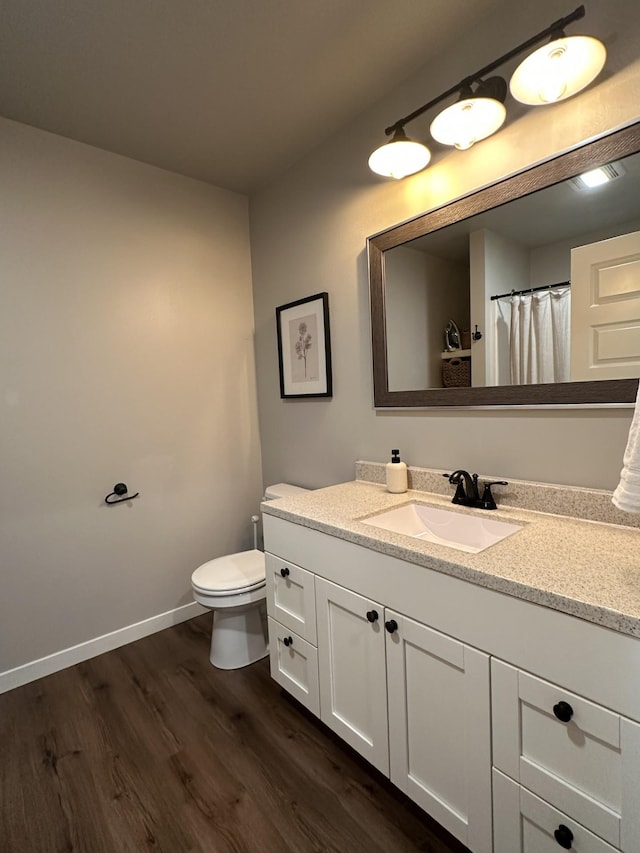 1817 Ridgewood Cir, Menomonie, WI 54751 - full bath with vanity and wood finished floors