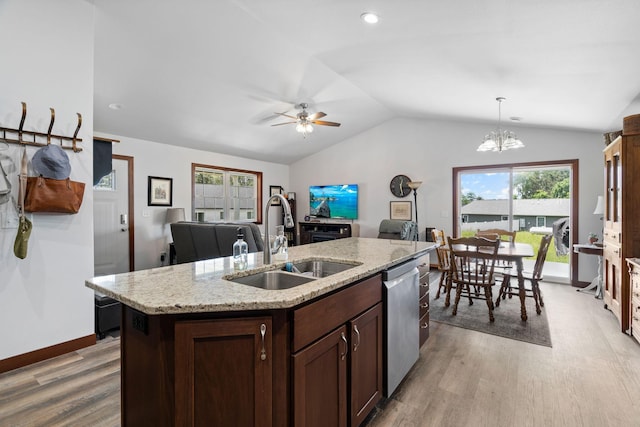 139 Fairview Ct, Menomonie, WI 54751 - photo 7